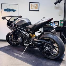Triumph Speed Triple  Montlh&eacute;ry