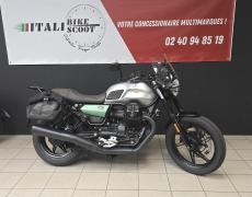 Guzzi V7 Rezé