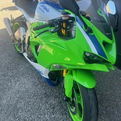 Kawasaki ZX 6R  Al&egrave;s