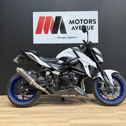 Suzuki GSX  Tours