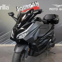 Honda Forza  Gleiz&eacute;