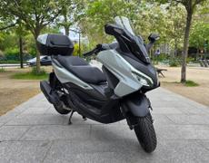 Honda Forza Paris 14e Arrondissement