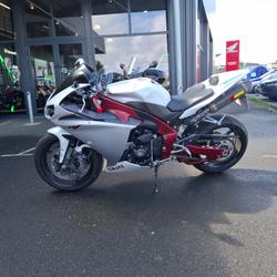 Yamaha YZF R1  Tr&eacute;gueux