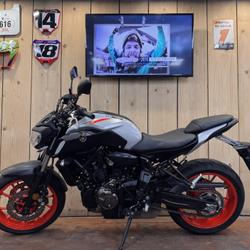 Yamaha MT07  Chambourcy