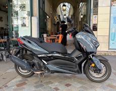 Yamaha X MAX Paris 2e Arrondissement