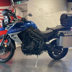 Triumph Tiger  Paris 10e Arrondissement