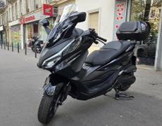 Honda Forza Paris 11e Arrondissement