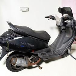 Peugeot Elystar  Pressigny-les-Pins