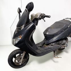 Peugeot Elystar  Pressigny-les-Pins