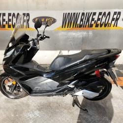 Honda PCX  Vitrolles