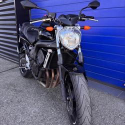 Yamaha FZ6  Al&egrave;s