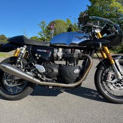 Triumph Thruxton  Lanester