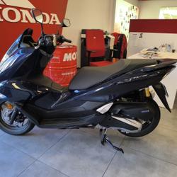 Honda PCX  &Eacute;tupes