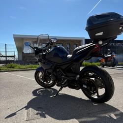 Yamaha XJ6  Saint-Clair