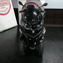 Piaggio MP3  Paris 17e Arrondissement