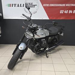 Guzzi V7  Rez&eacute;