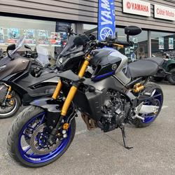Yamaha MT09  Saint-Doulchard
