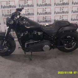 Harley Davidson Fat Bob  Arles