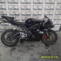 Triumph Daytona 675  Arles