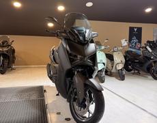 Yamaha X MAX Cannes