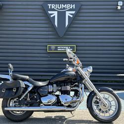 Triumph Bonneville  N&icirc;mes