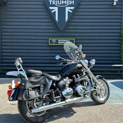 Triumph Bonneville  N&icirc;mes