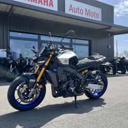 Yamaha MT09  Pontivy