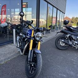 Triumph autres  Dury