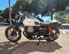 Guzzi V7 Fréjus