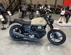 Guzzi V7 Pontivy