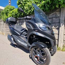 Piaggio MP3  &Eacute;pernay
