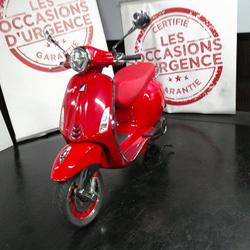 Vespa Primavera  Paris 17e Arrondissement