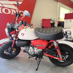 Honda Monkey  &Eacute;tupes