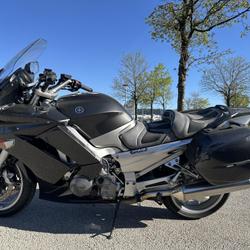 Yamaha FJR  Pontarlier
