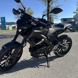 Yamaha MT 125  Pontarlier