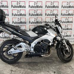 Suzuki GSR 600  Arles