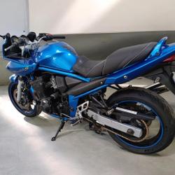 Suzuki GSF  Pressigny-les-Pins