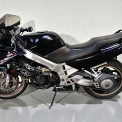 Honda VFR  Pressigny-les-Pins