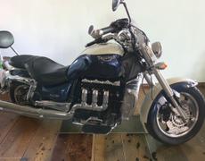Triumph Rocket 3 Pressigny-les-Pins