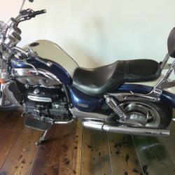 Triumph Rocket 3  Pressigny-les-Pins