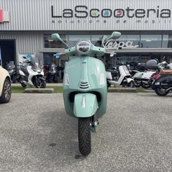 Vespa GTS  Saint-Martin-d'H&egrave;res