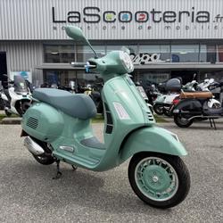 Vespa GTS  Saint-Martin-d'H&egrave;res