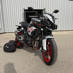Yamaha MT10  Saint-Clair