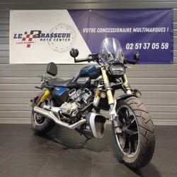 Hyosung GV 125  La Roche-sur-Yon