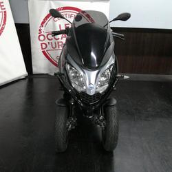 Piaggio MP3  Paris 17e Arrondissement