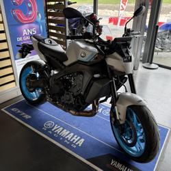 Yamaha MT09  Royan