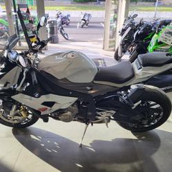 BMW S 1000 R  N&icirc;mes