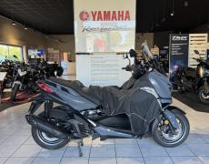 Yamaha X MAX Coignières