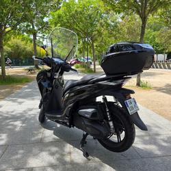Honda SH  Paris 14e Arrondissement