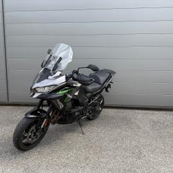 Kawasaki ER  Saint-Martin-d'H&egrave;res